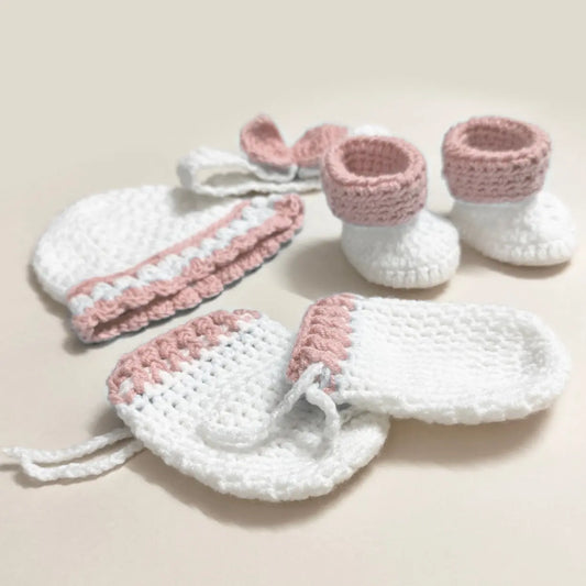 Handmade Woollen Baby Set for Newborn Girls (0–3 Months) GiGeeGaGaa