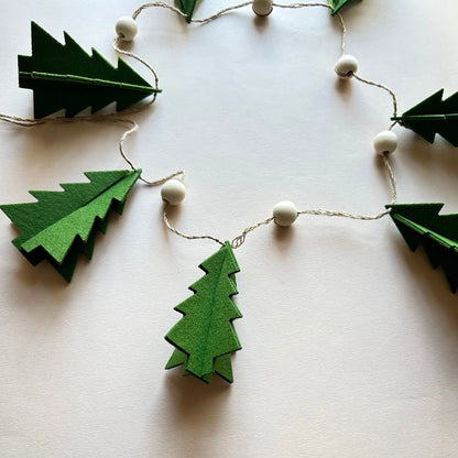 Olive Green Felt Christmas Garland – Handmade Holiday Hanging Decoration (Set of 7 Trees)