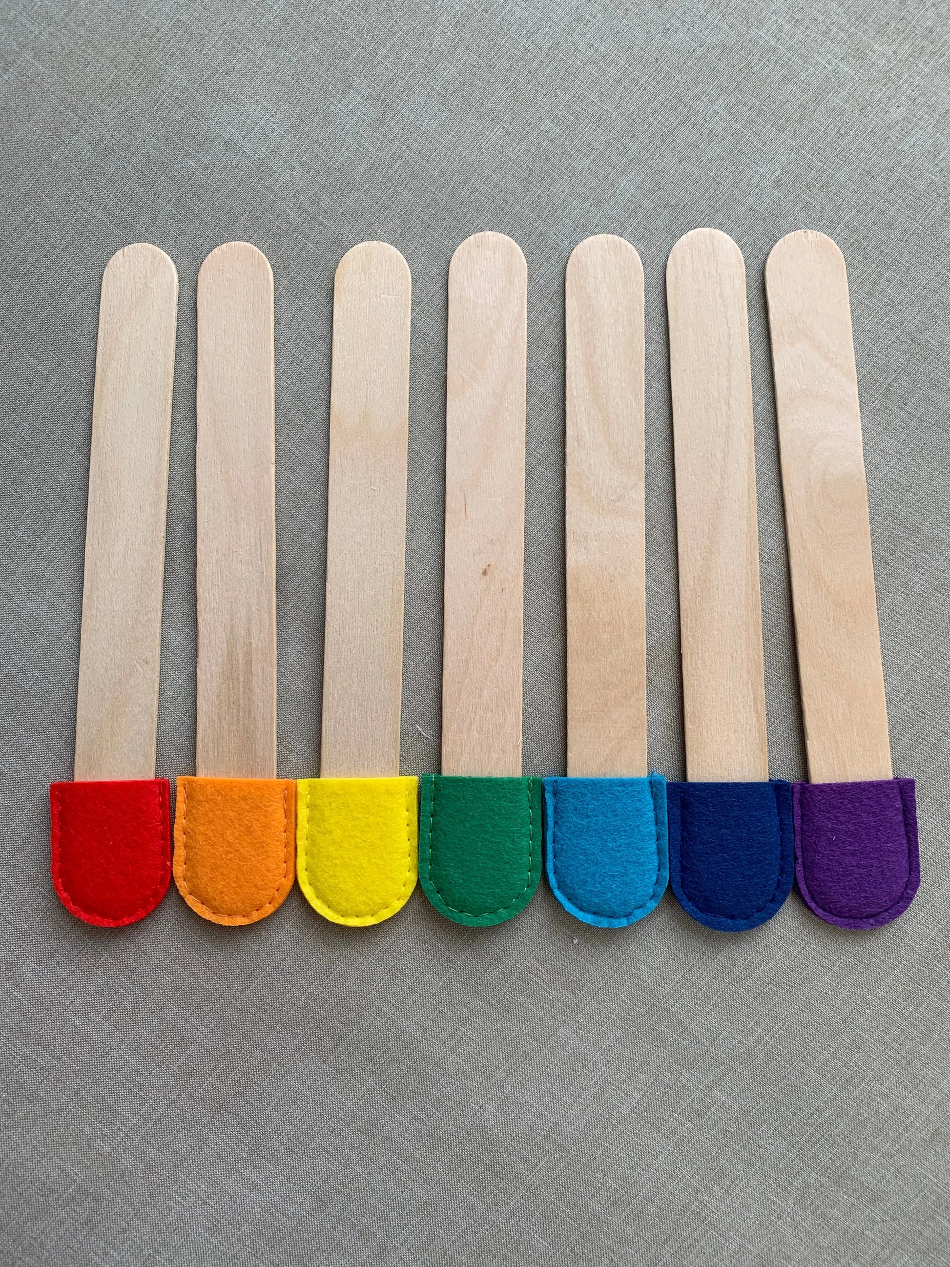 Rainbow Popsicle colour Matching Game - GiGeeGaGaa