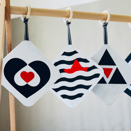 High Contrast Hanging Flashcards for Newborns & Infants